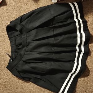 Hot Topic Size Small mini skirt